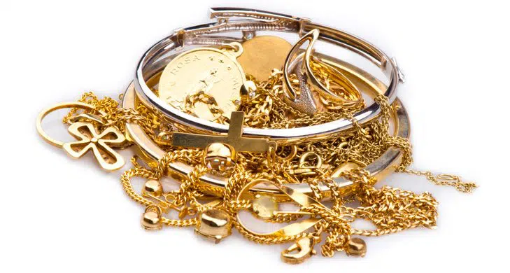 The Smart Seller's Guide: Navigating the Emotional and Financial Process of Selling Fine Jewelry